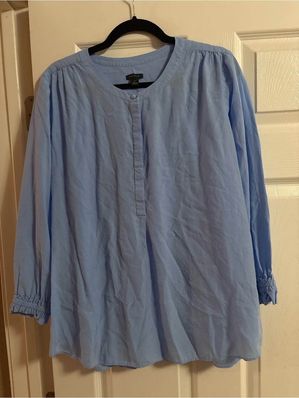 Ann Taylor 100% lyocell powder blue blouse top soft office career M